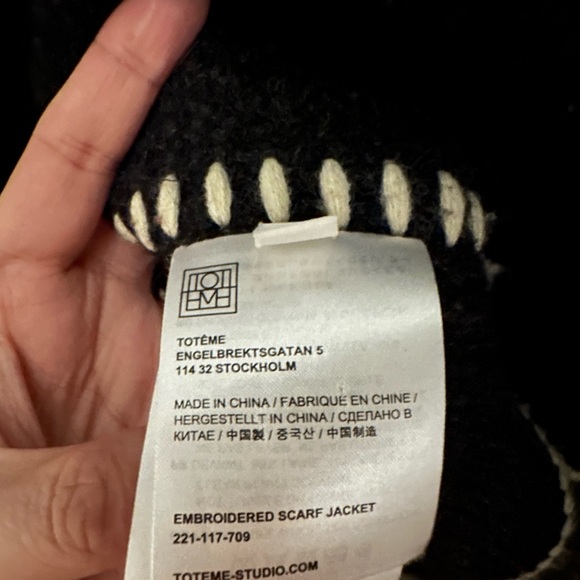 Toteme Black Wool Coat with Cream Trim and Scarf - Picture 3 of 4